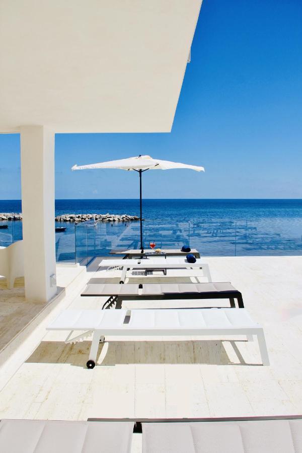 Hotel Tonnara Трабия Экстерьер фото