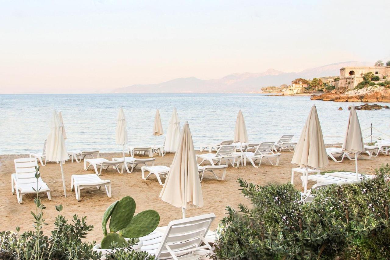 Hotel Tonnara Трабия Экстерьер фото